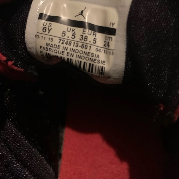 Nike air Jordan’s size 6 - red - Picture 4 of 6